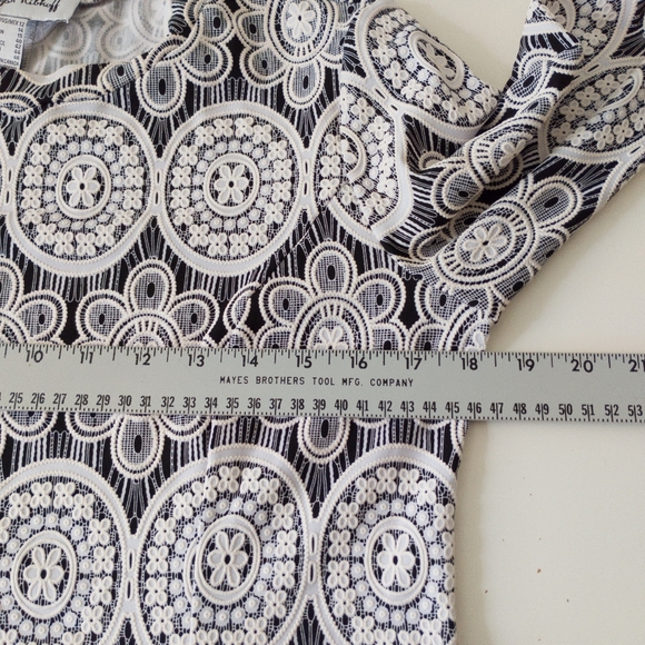 Joseph Ribkoff Blouse Style 193828 Size 12 - Picture 6 of 9